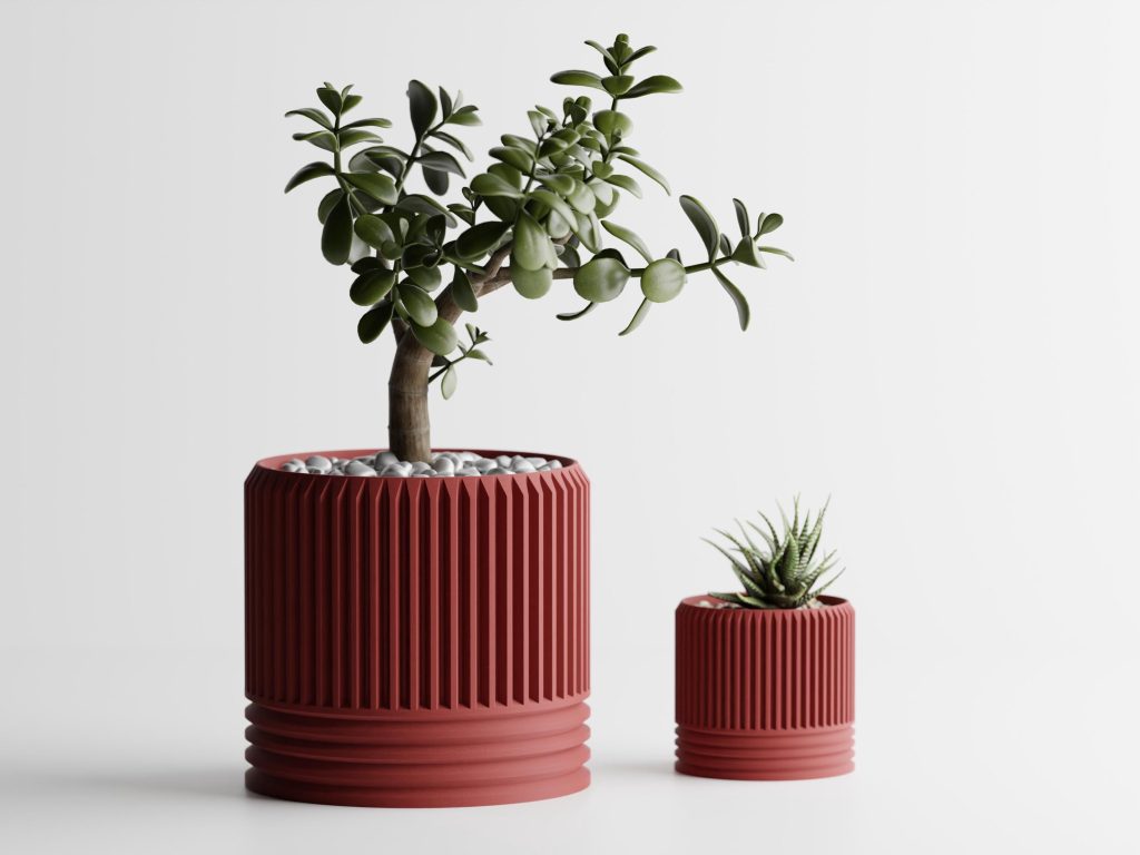 Rib Delta No. 2 Faceted Planter – 4" – product image