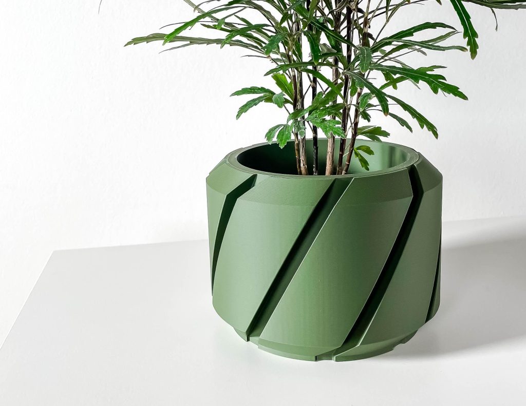 Cens Faceted Twist Planter – 4" – product image
